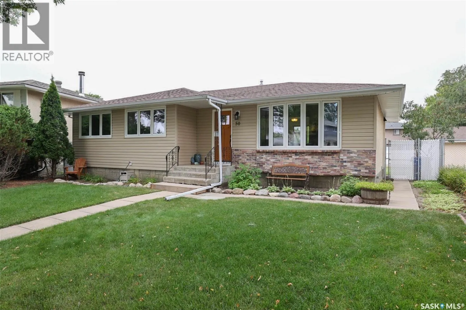 50 Selby CRESCENT