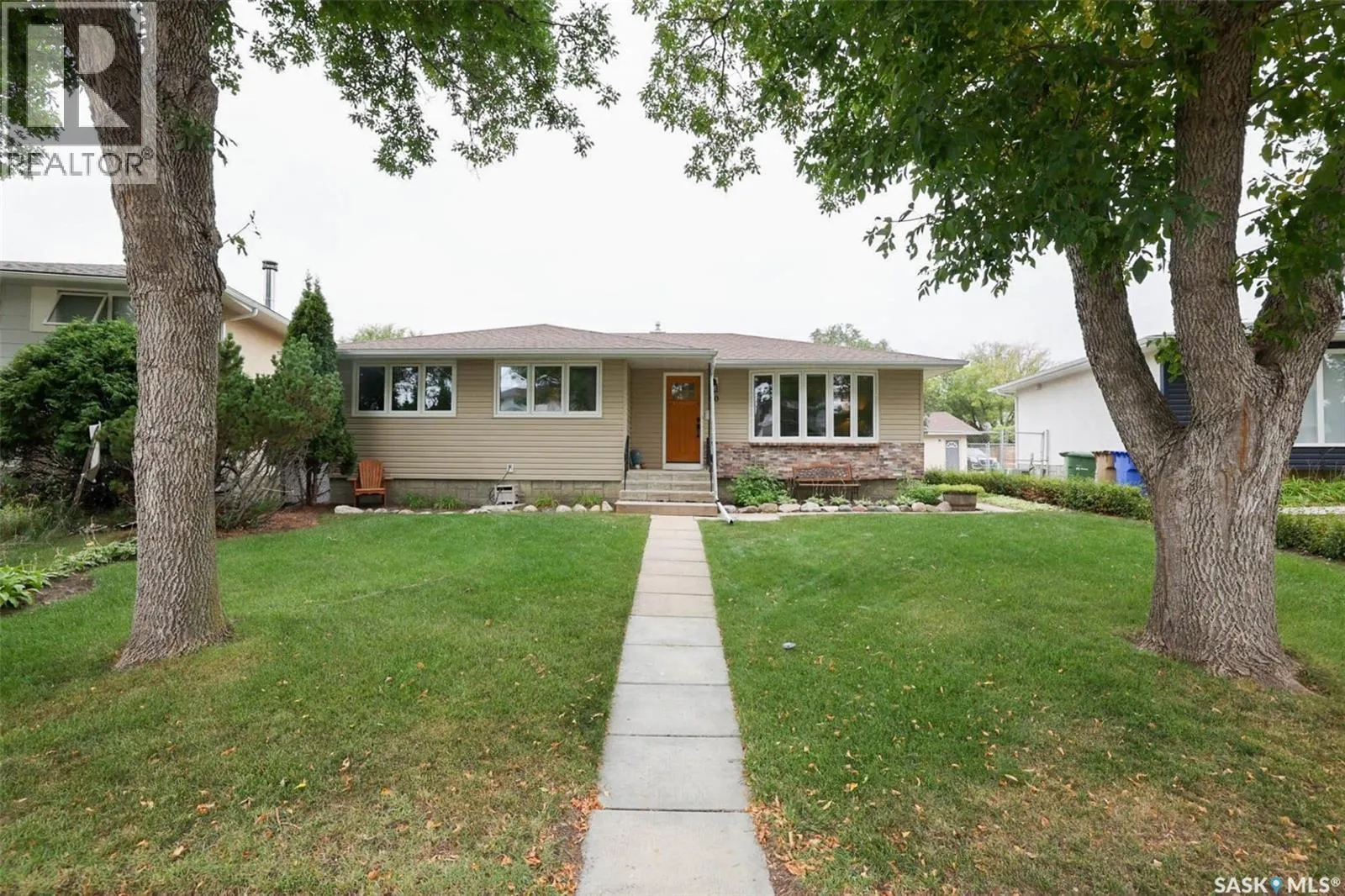 50 Selby CRESCENT