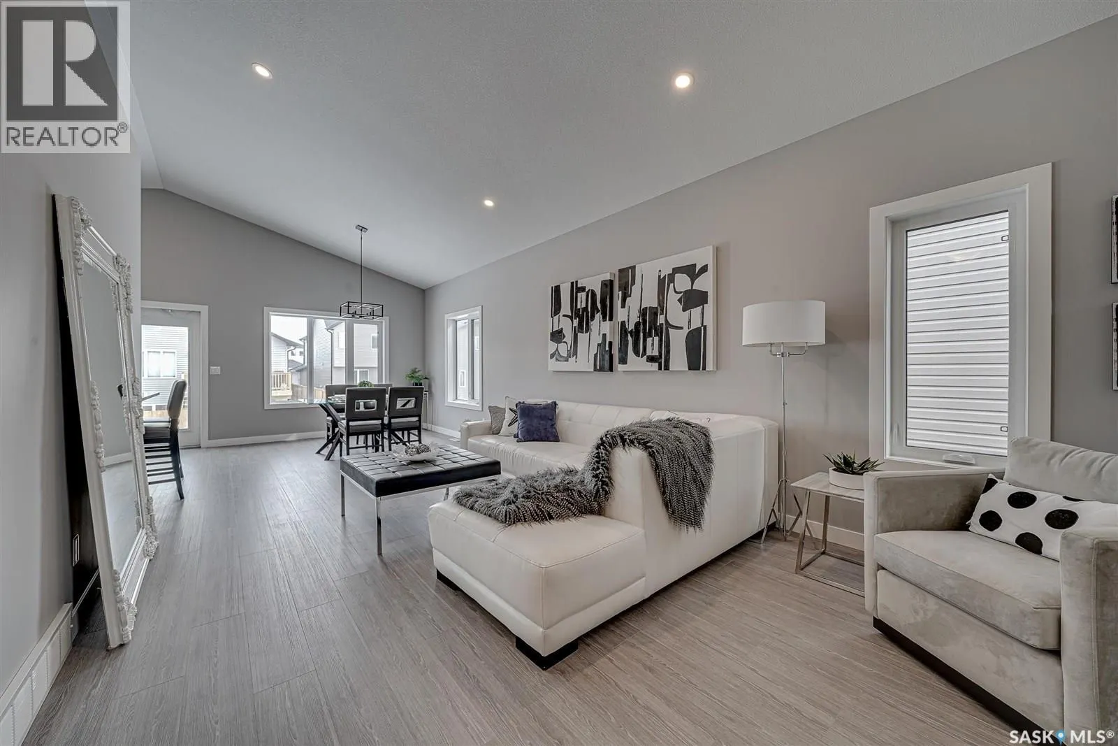 503 Asokan AVENUE