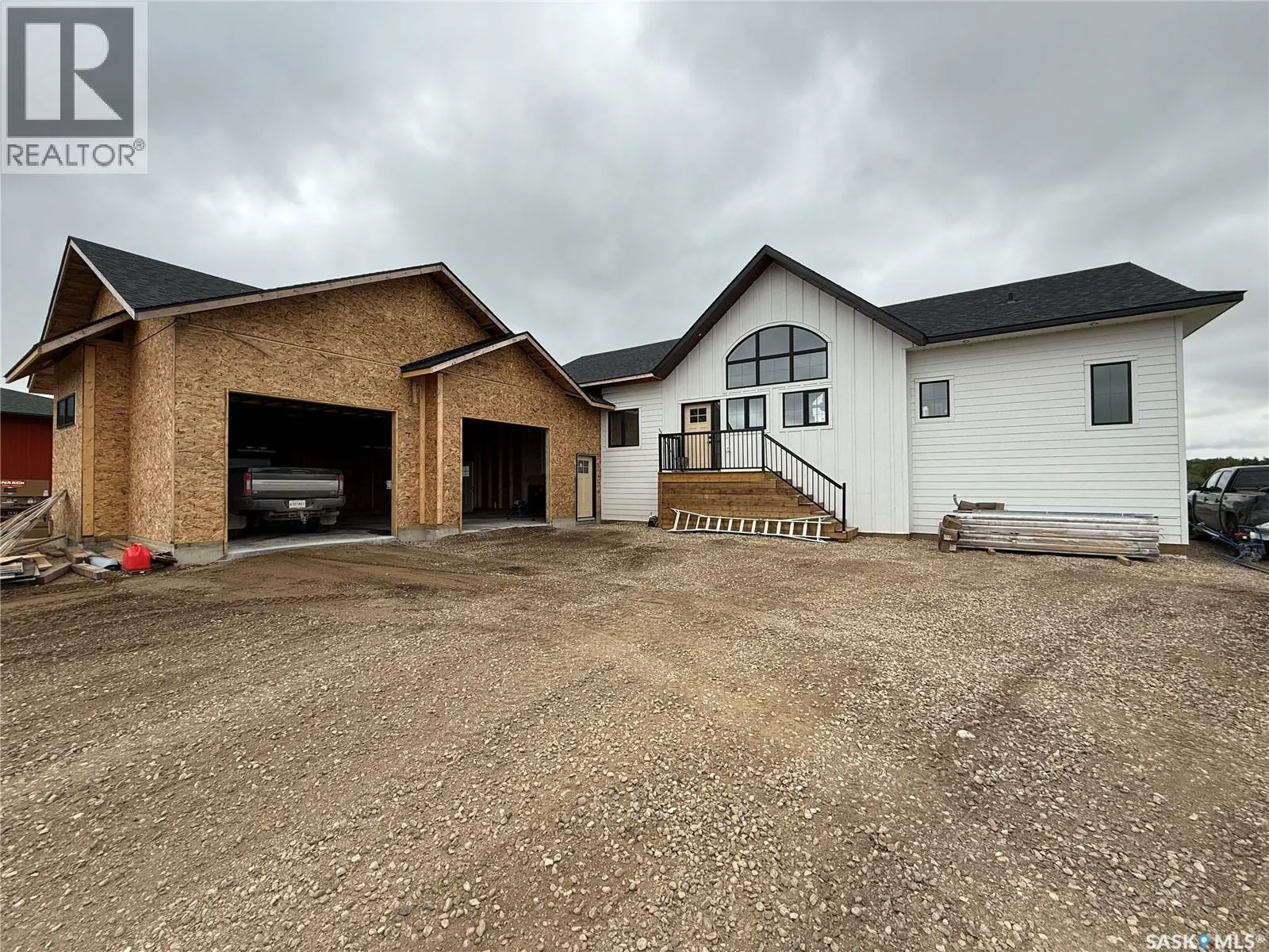 45 Pape DRIVE