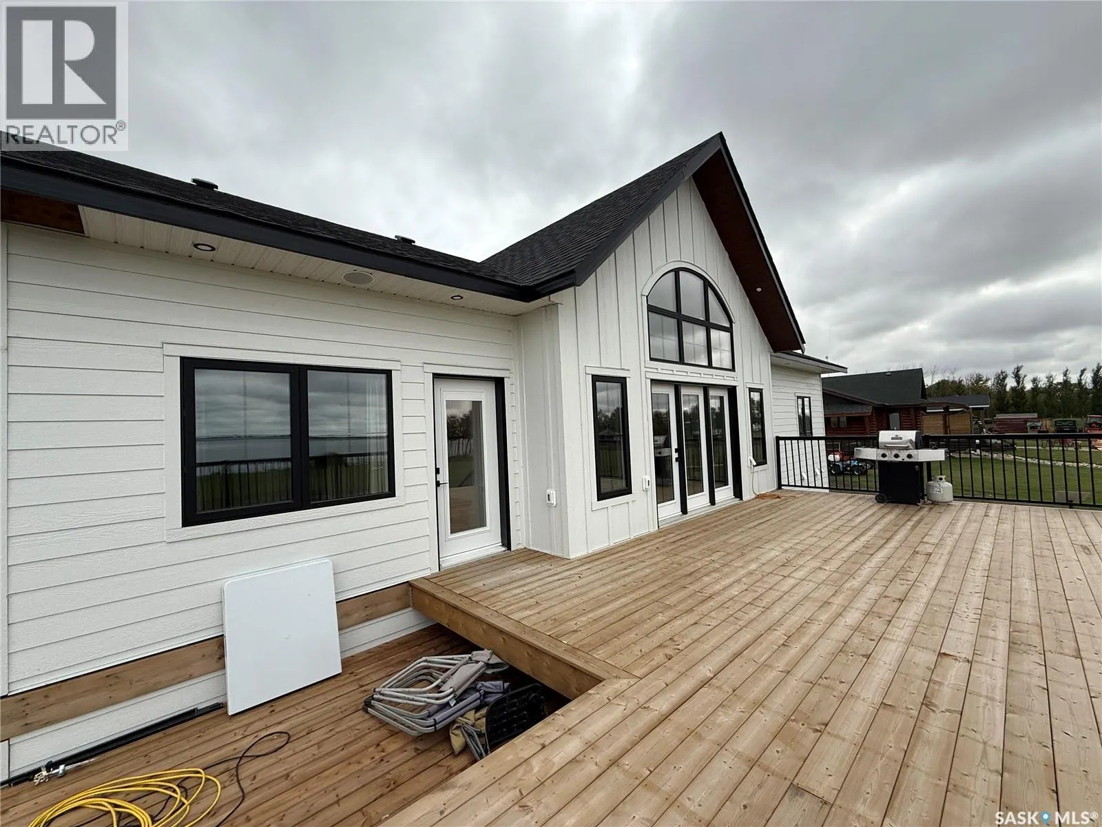 45 Pape DRIVE