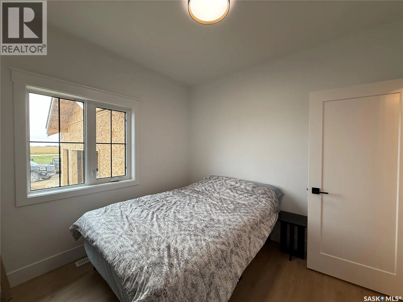45 Pape DRIVE