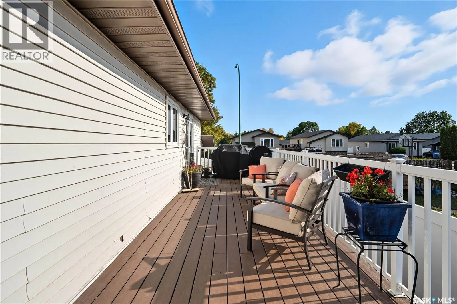 1030 Victory CRESCENT