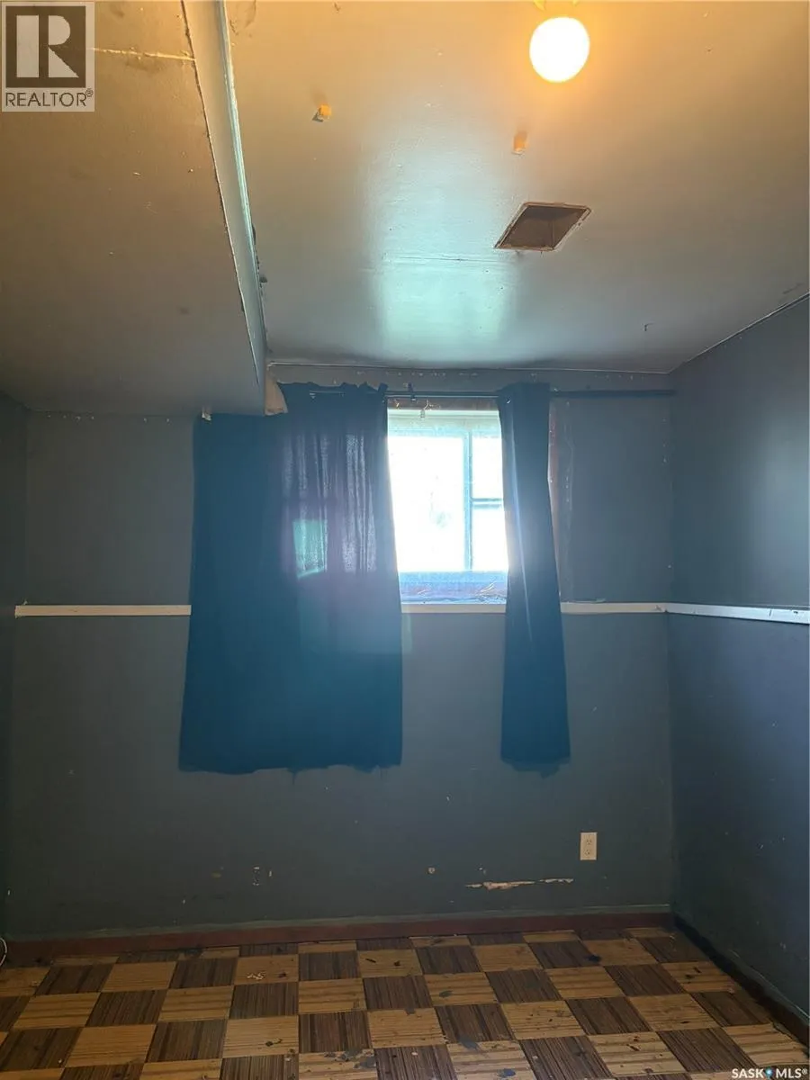 911 23rd STREET W