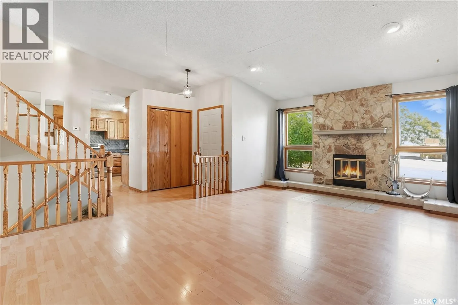118 Delayen CRESCENT