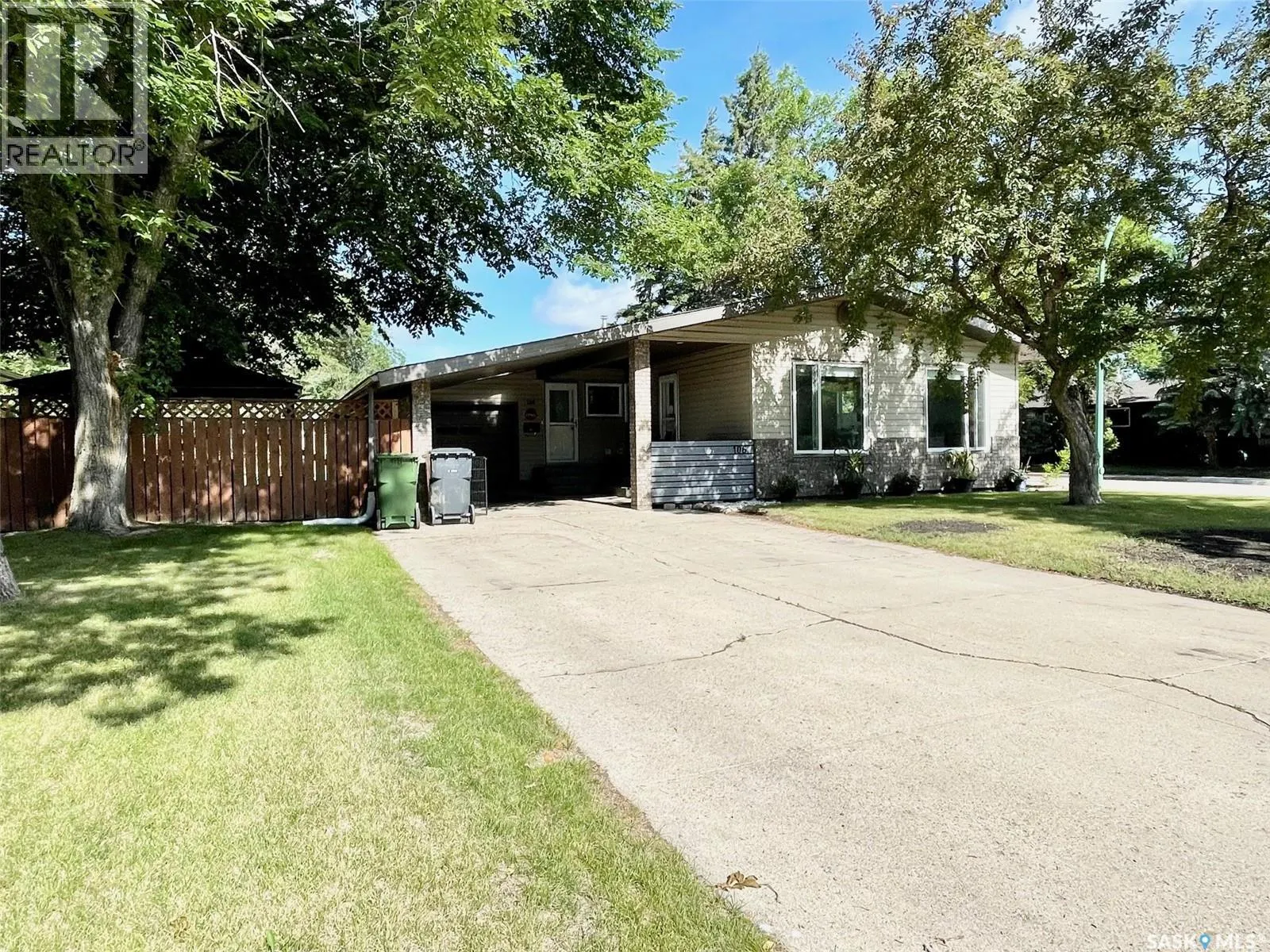 106 Circlebrooke DRIVE