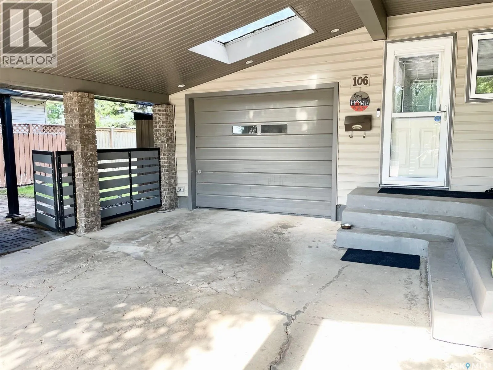 106 Circlebrooke DRIVE