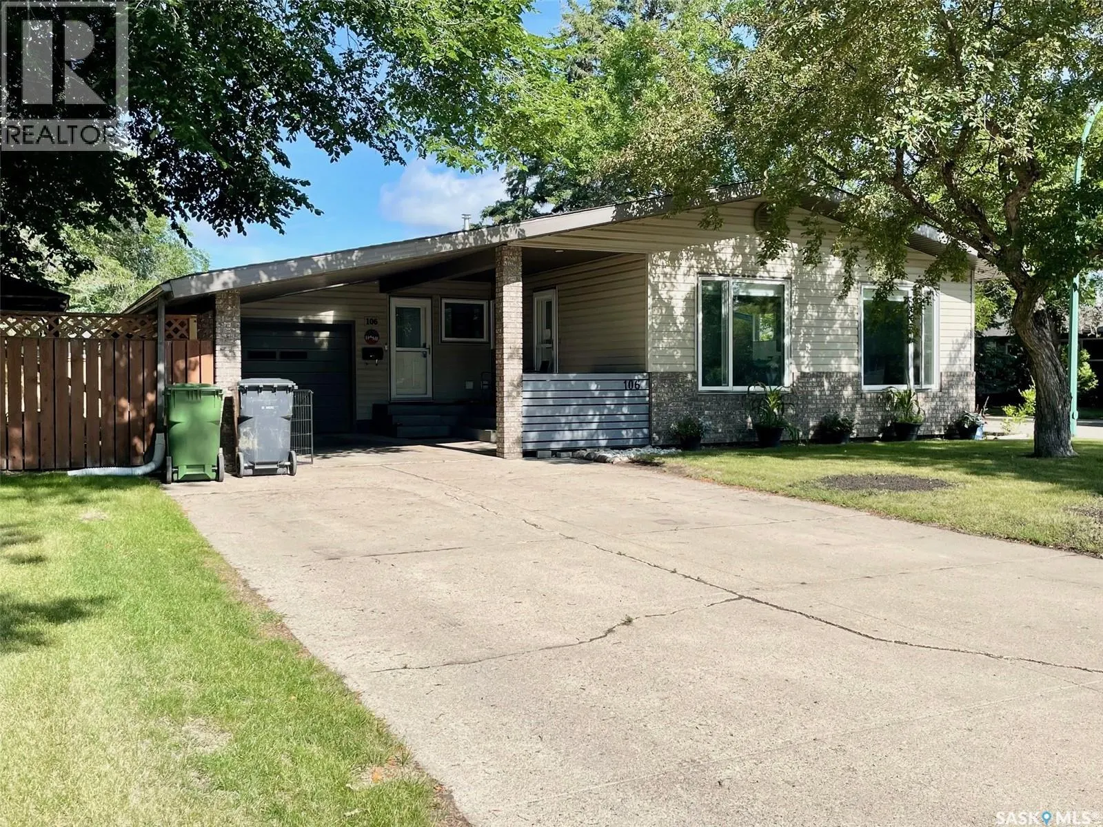 106 Circlebrooke DRIVE