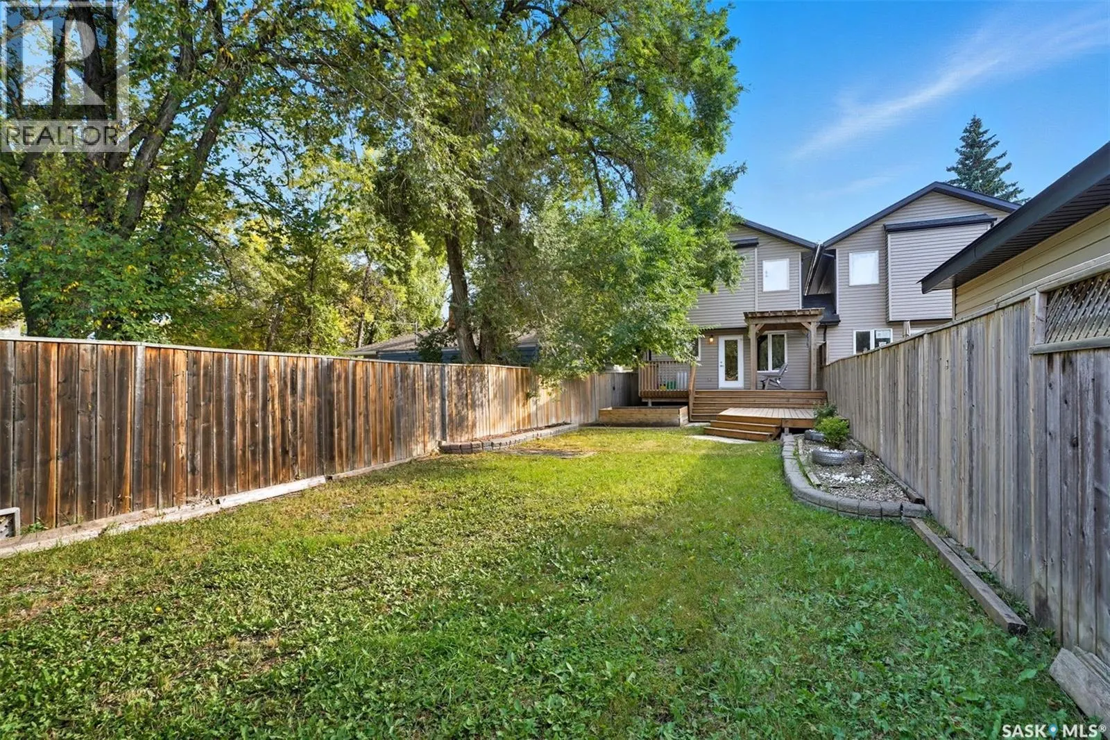 205 Taylor STREET W