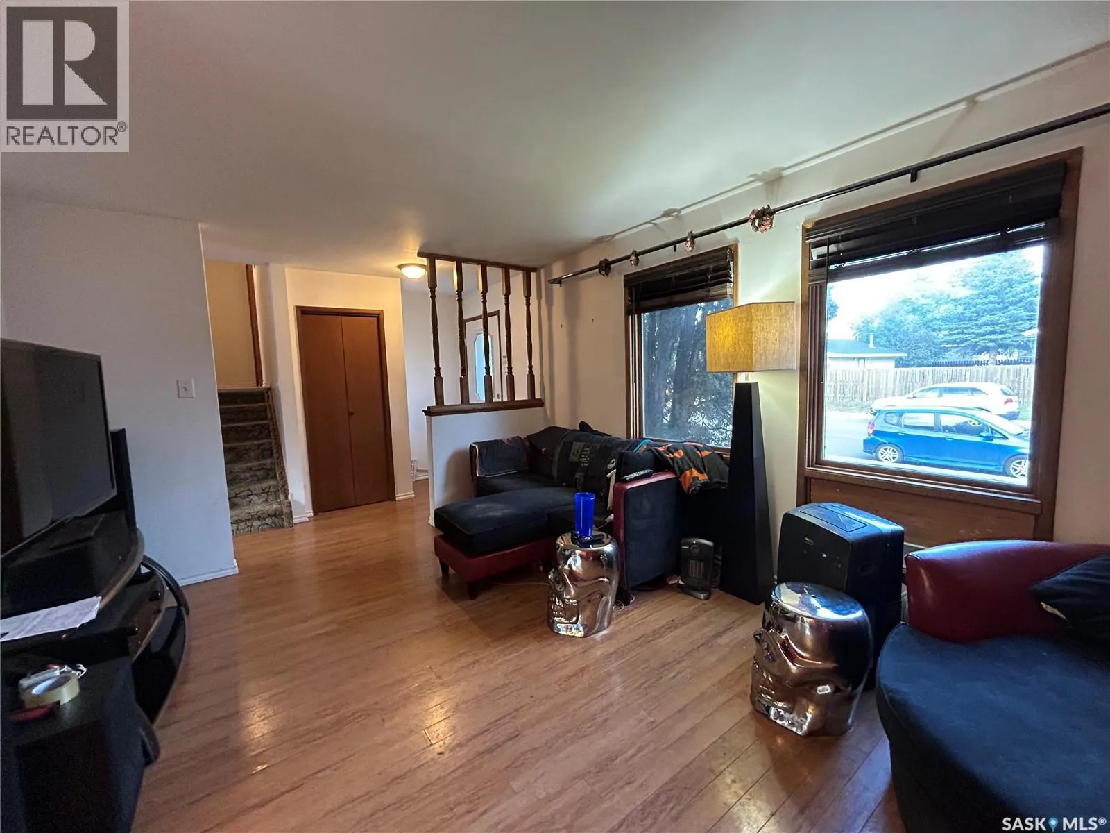 238 Thomas CRESCENT