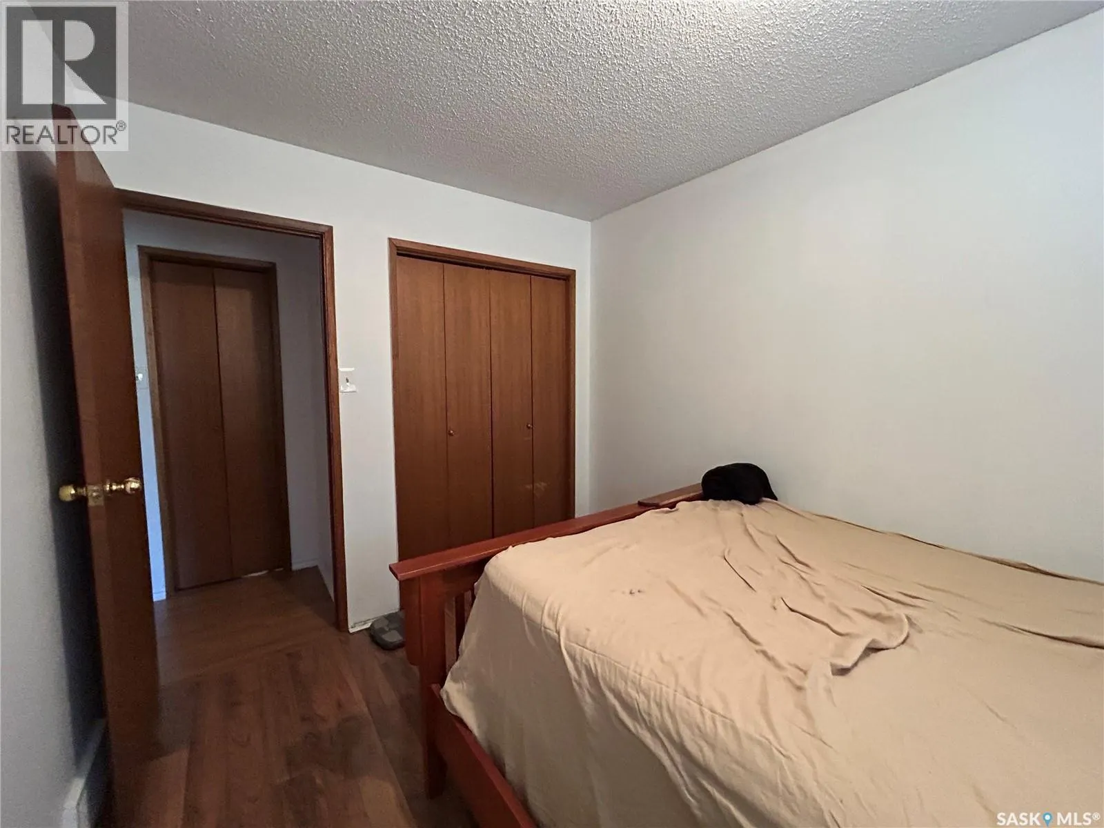 238 Thomas CRESCENT