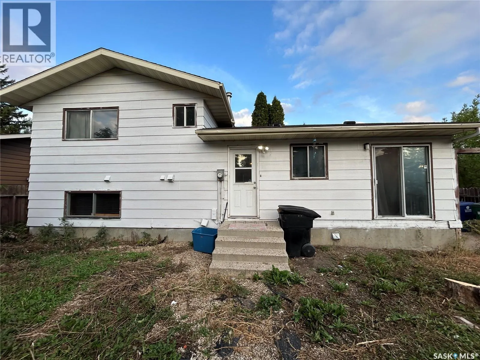 238 Thomas CRESCENT
