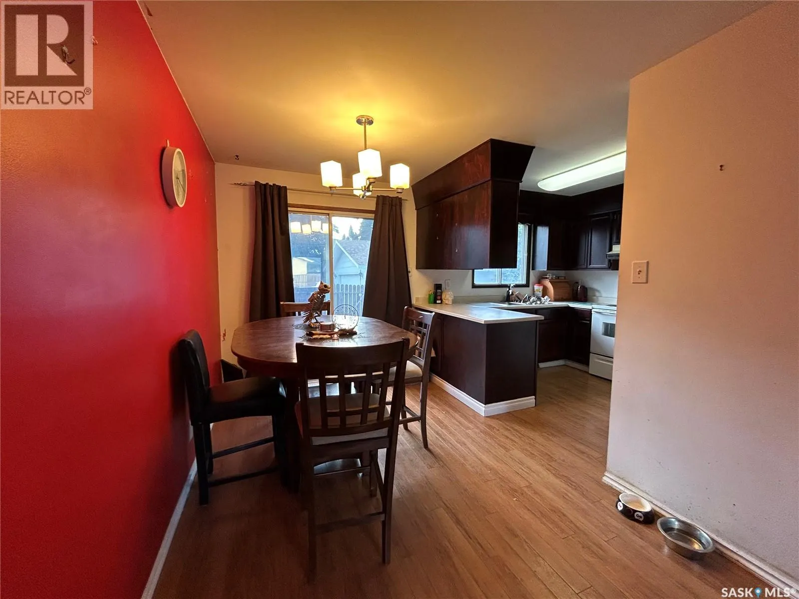 238 Thomas CRESCENT