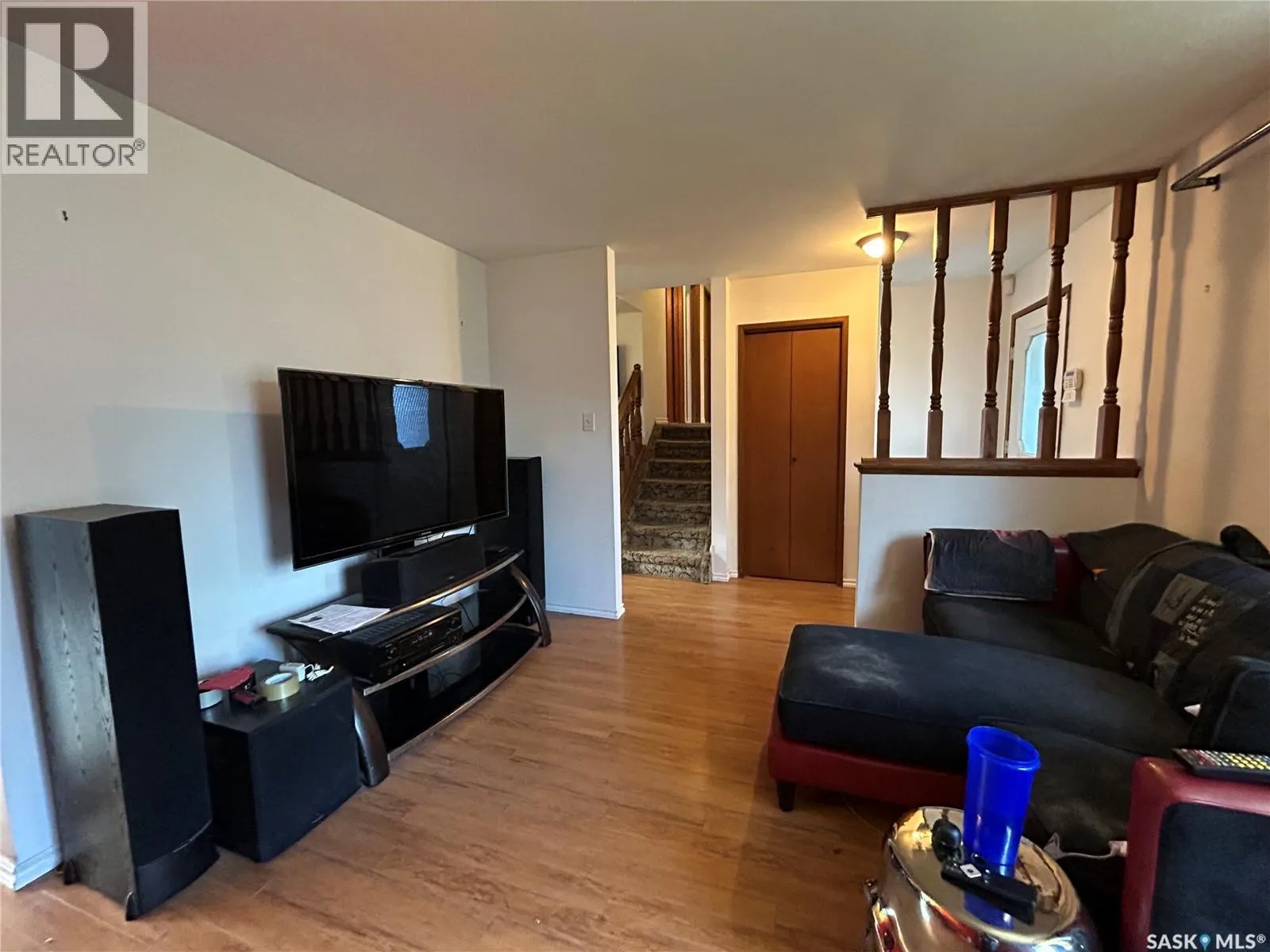 238 Thomas CRESCENT
