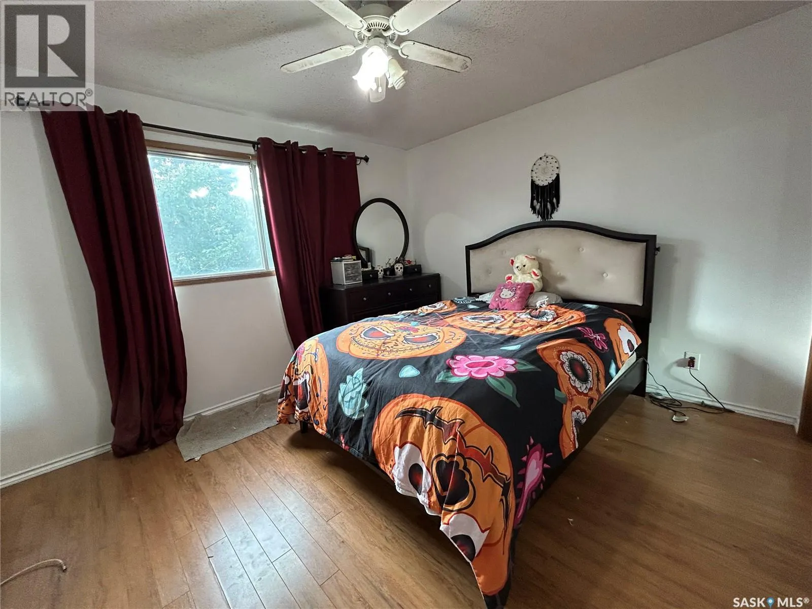 238 Thomas CRESCENT