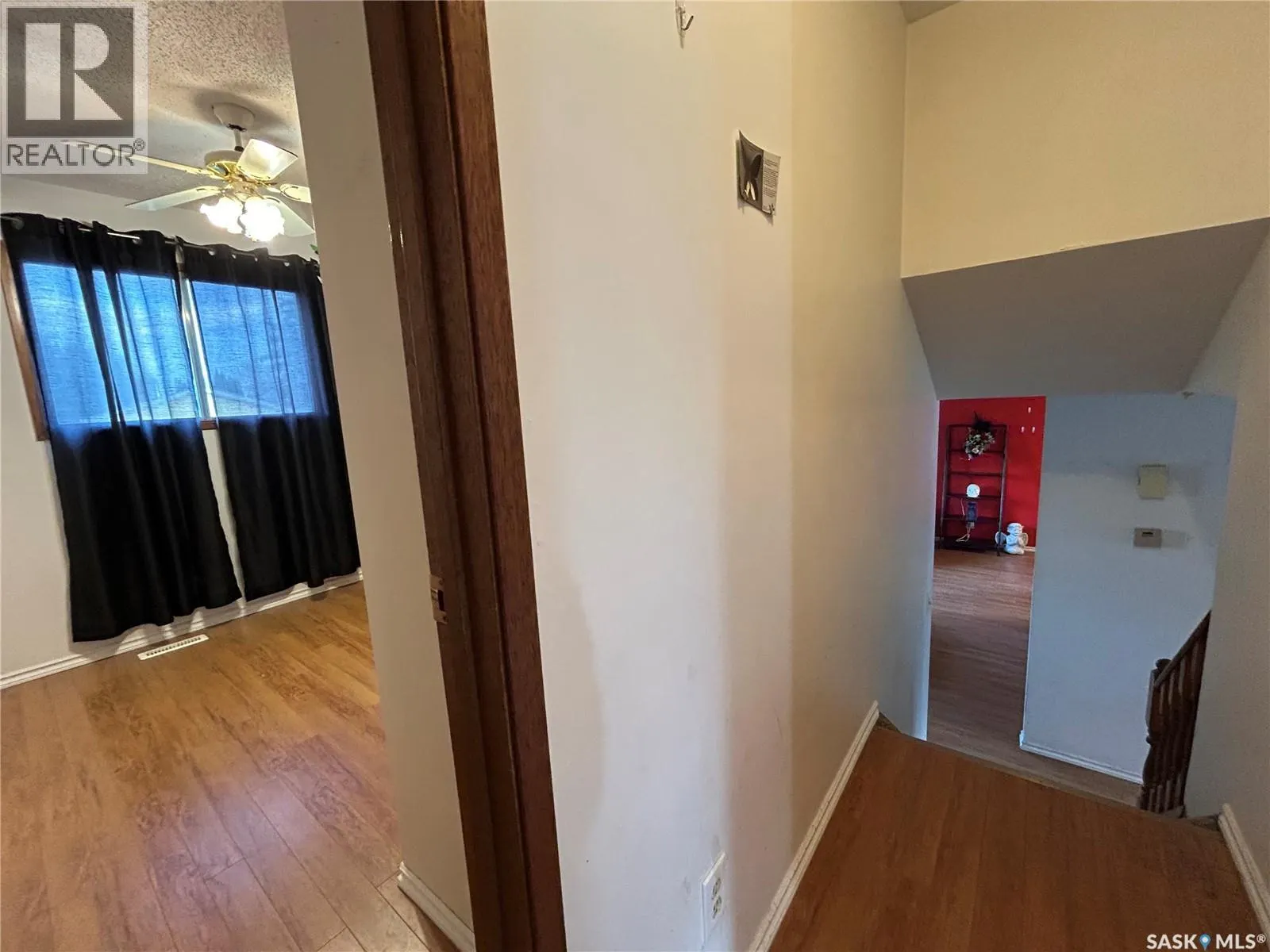 238 Thomas CRESCENT