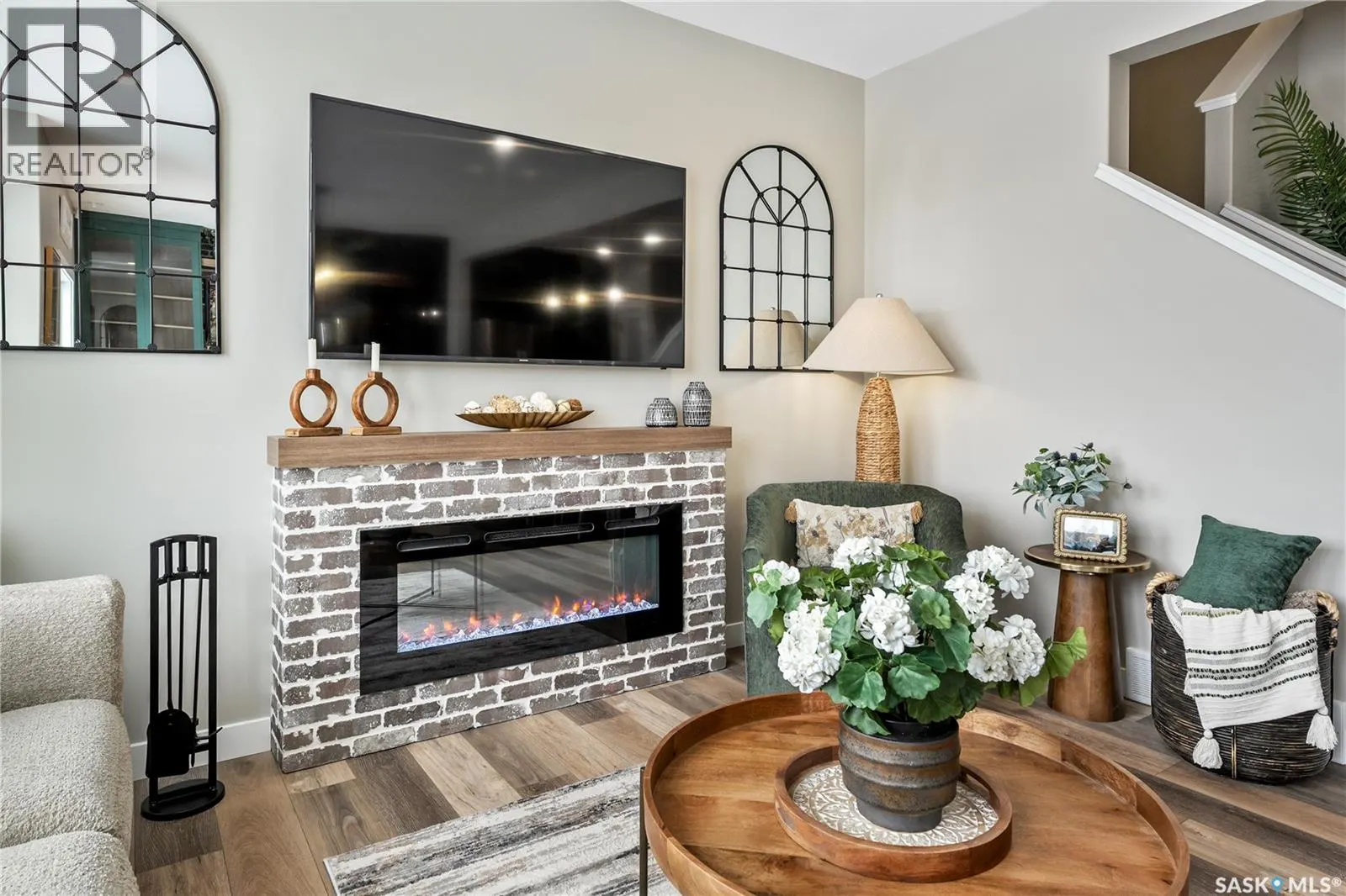 4789 Ferndale CRESCENT