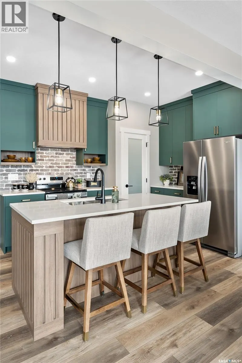 4789 Ferndale CRESCENT