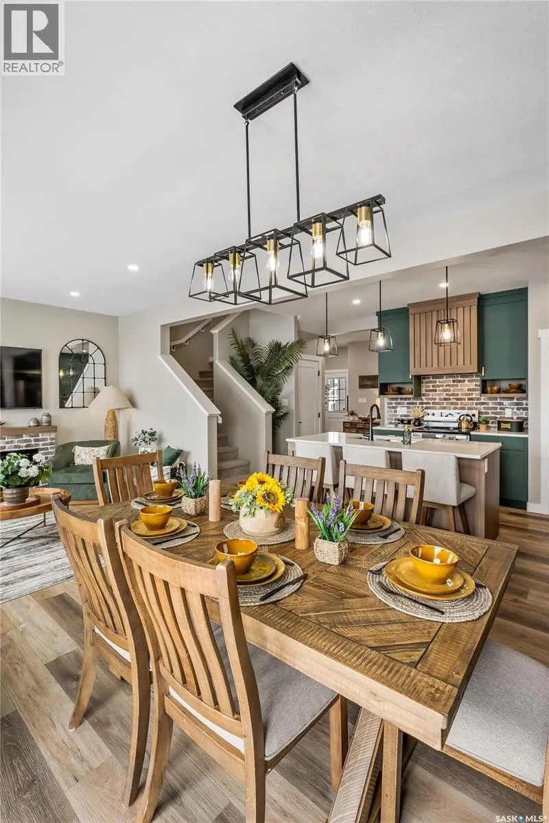 4789 Ferndale CRESCENT