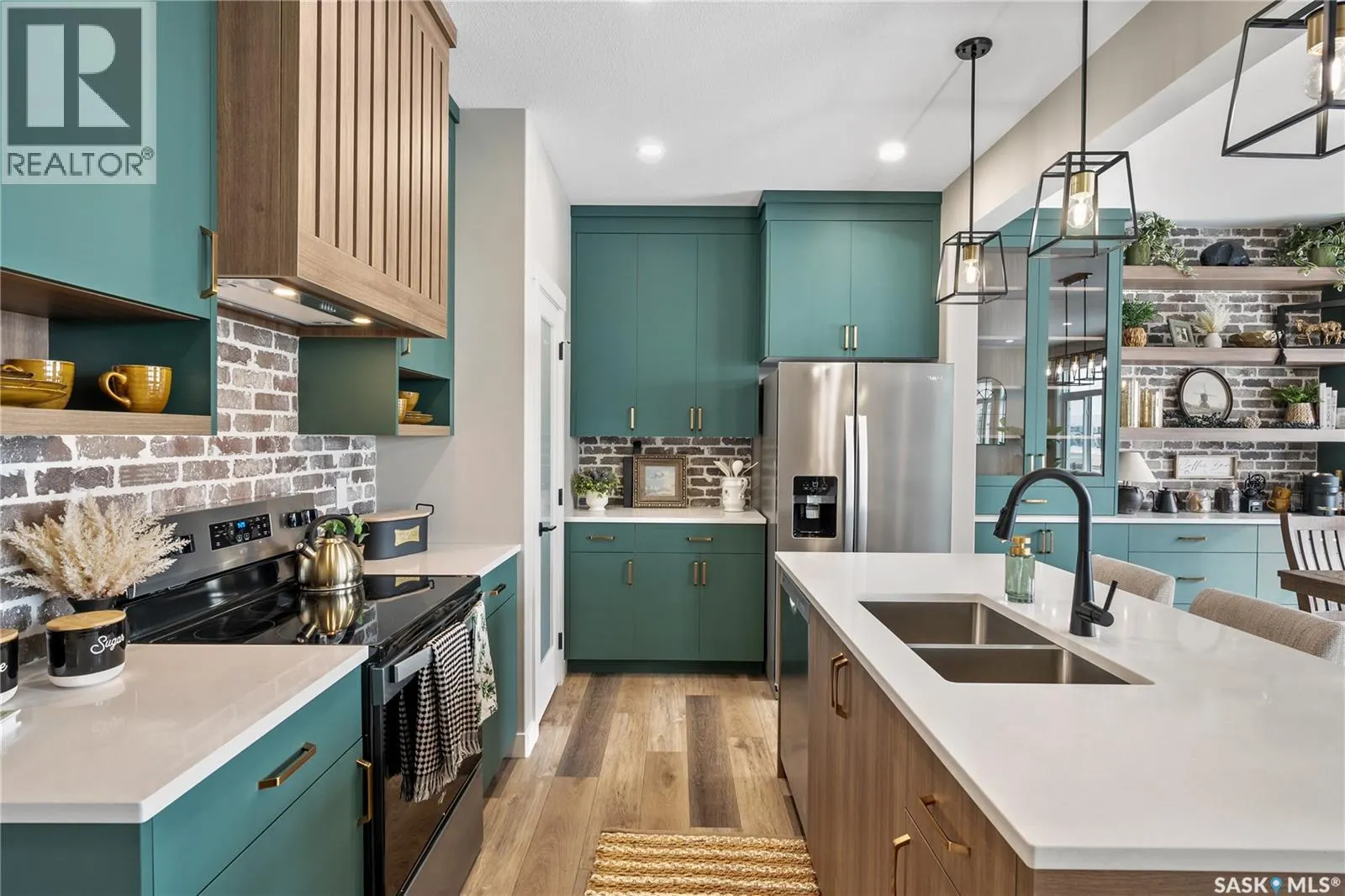 4789 Ferndale CRESCENT