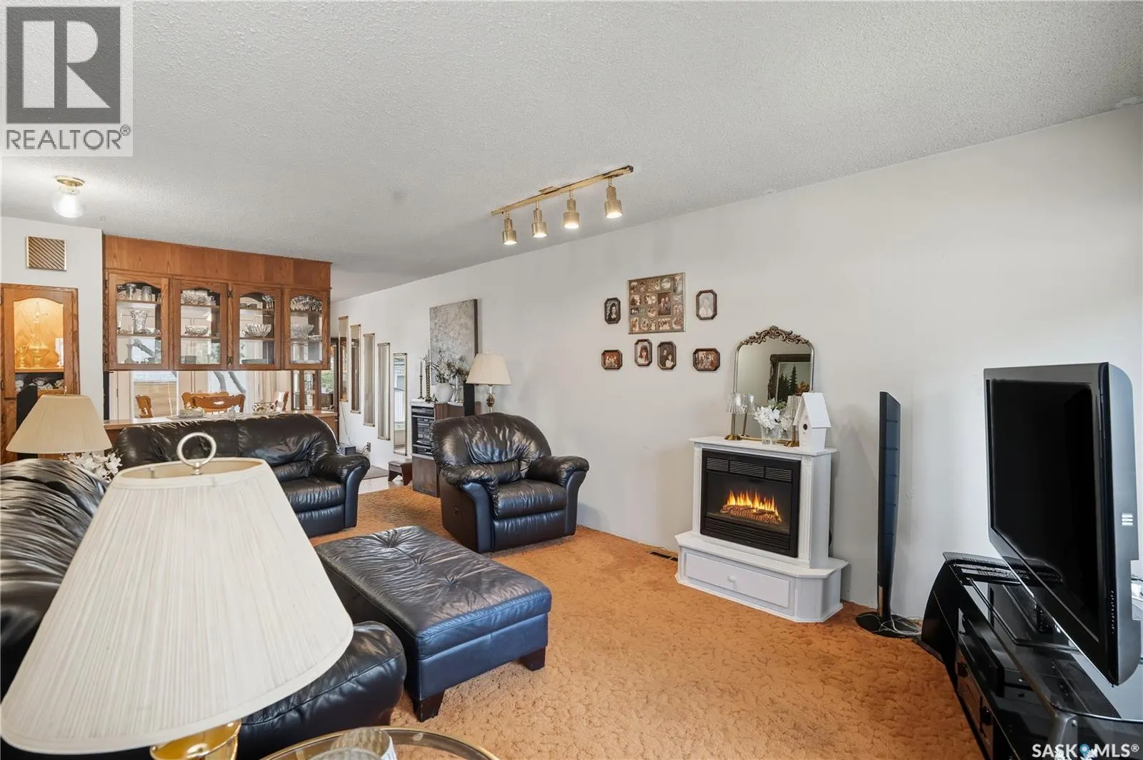 2425 Edgar STREET