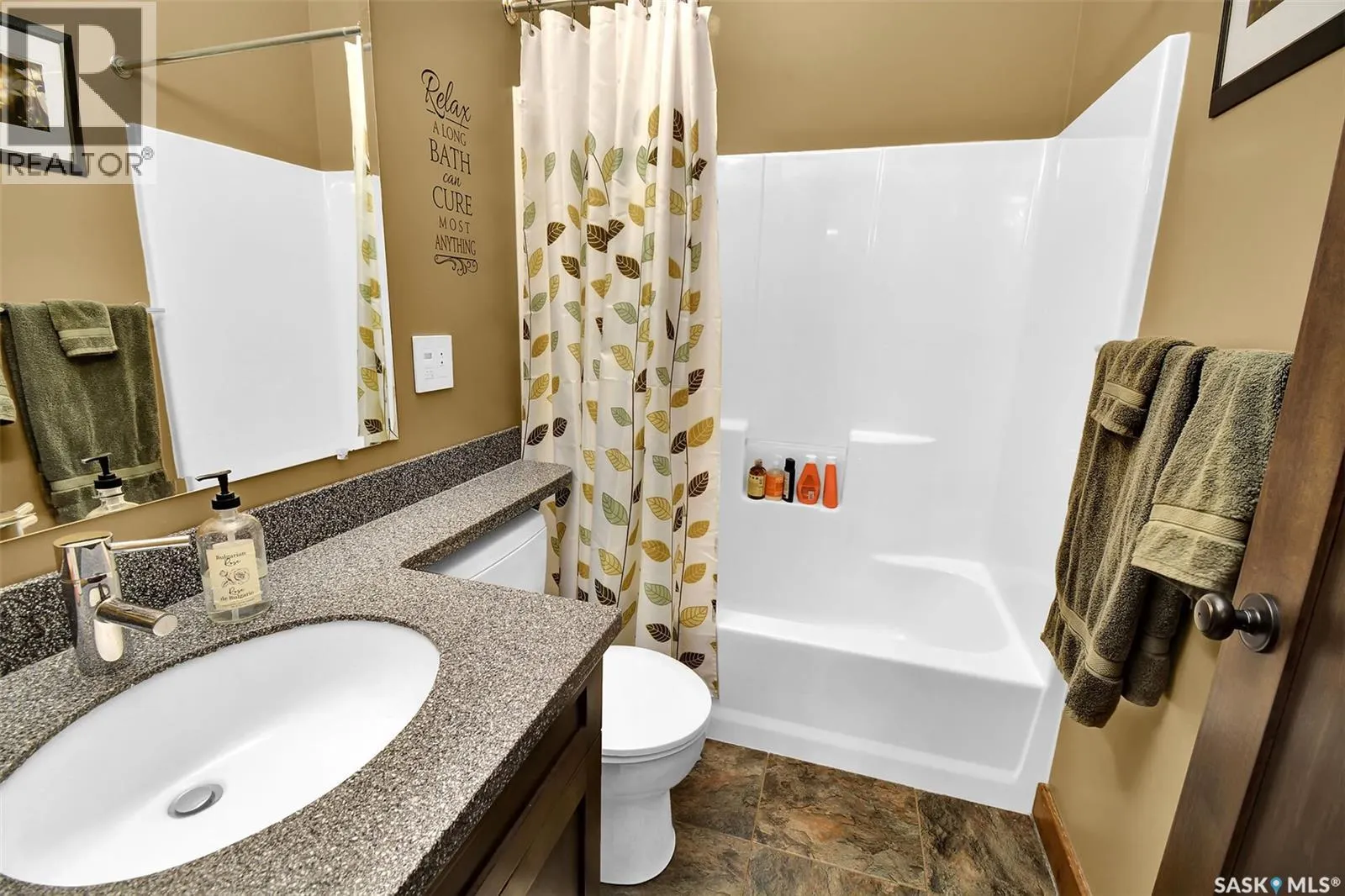 313 Lakeridge COURT