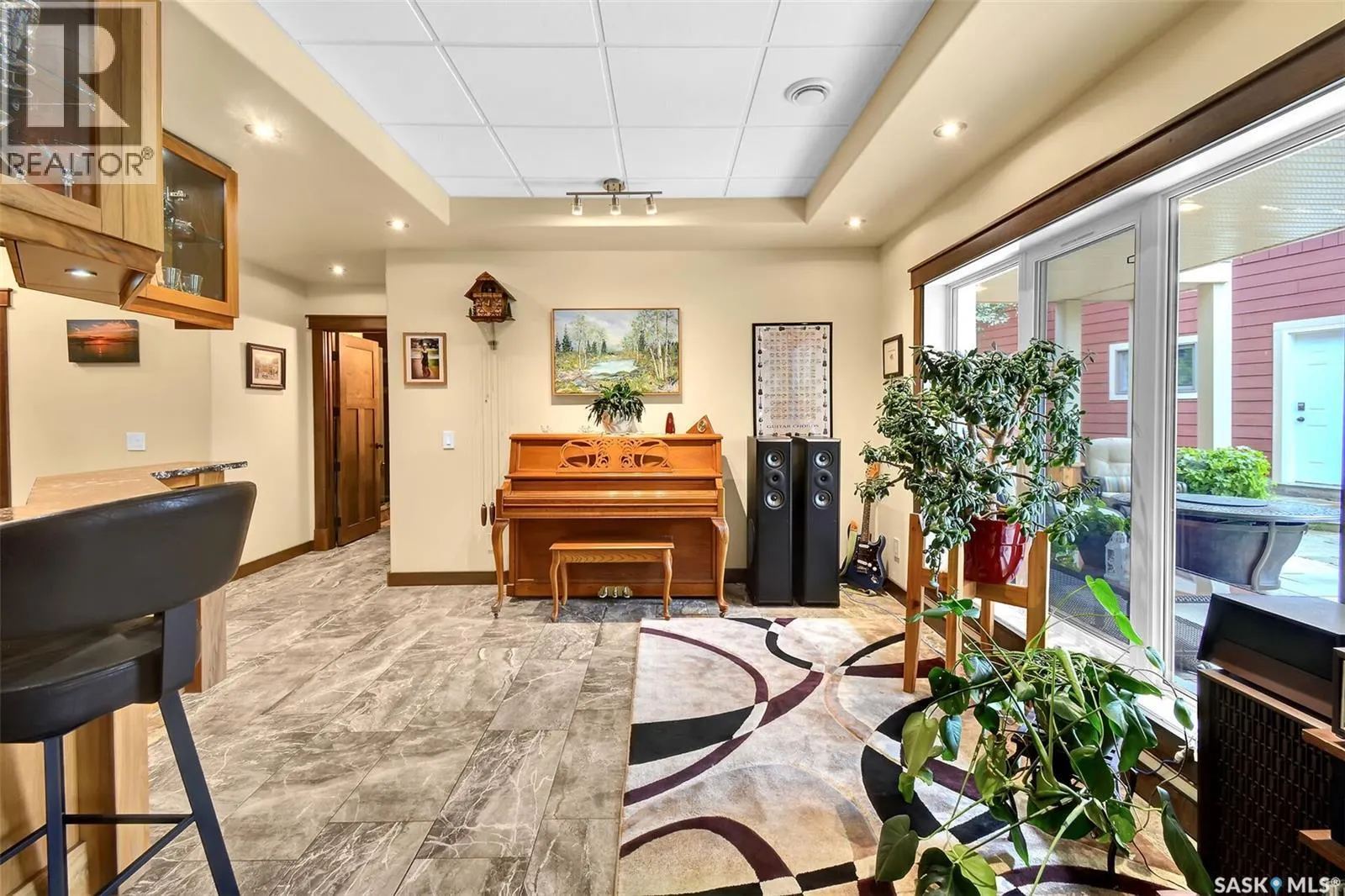 313 Lakeridge COURT