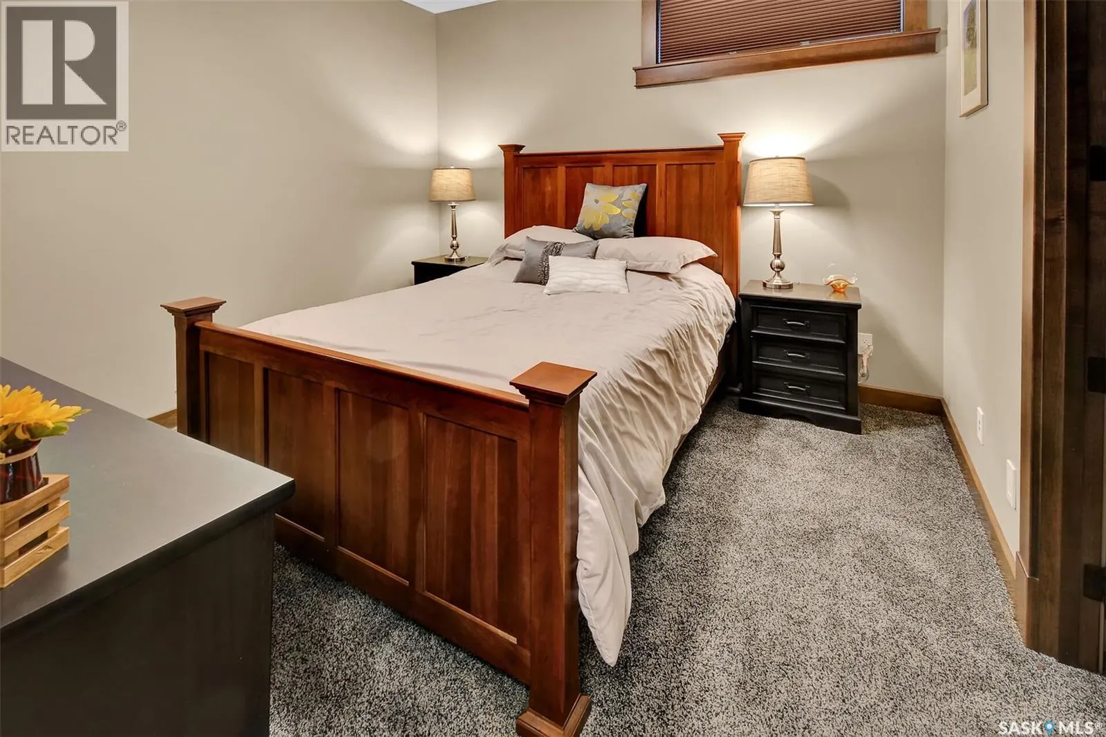 313 Lakeridge COURT