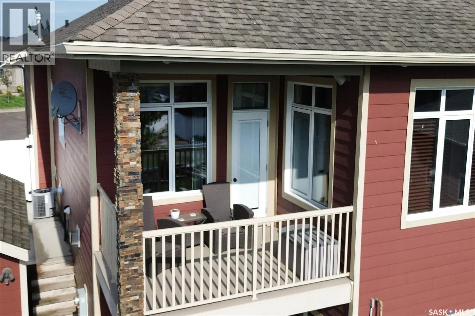 313 Lakeridge COURT