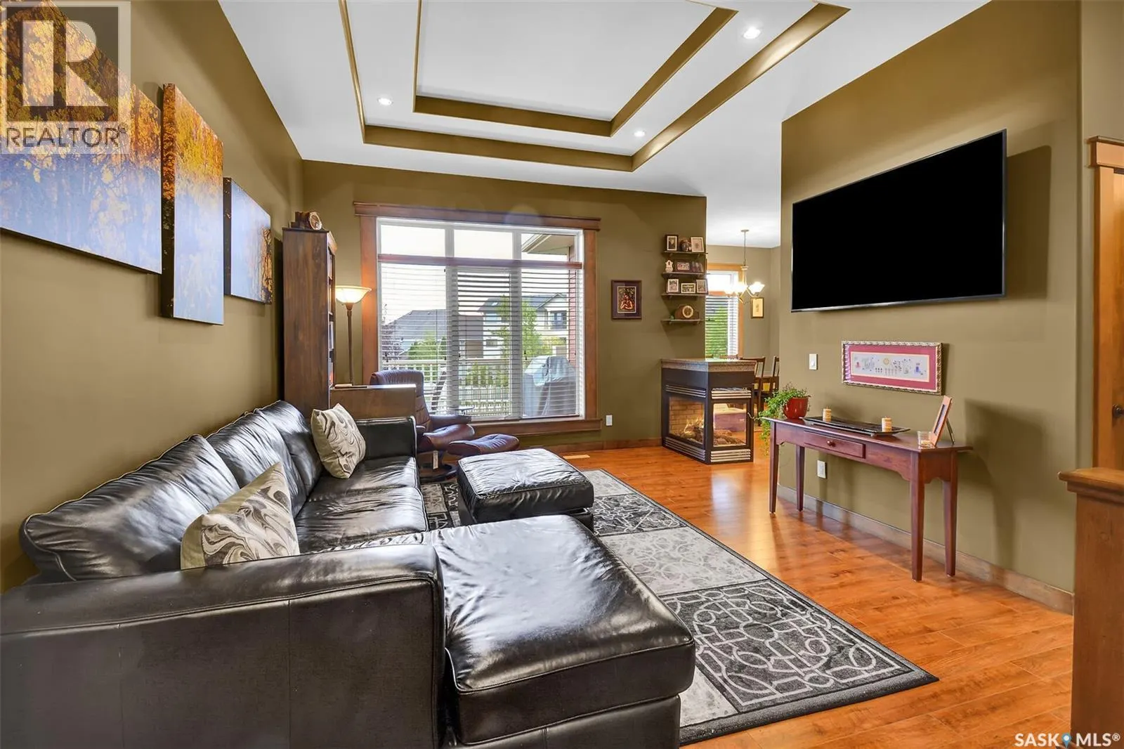 313 Lakeridge COURT