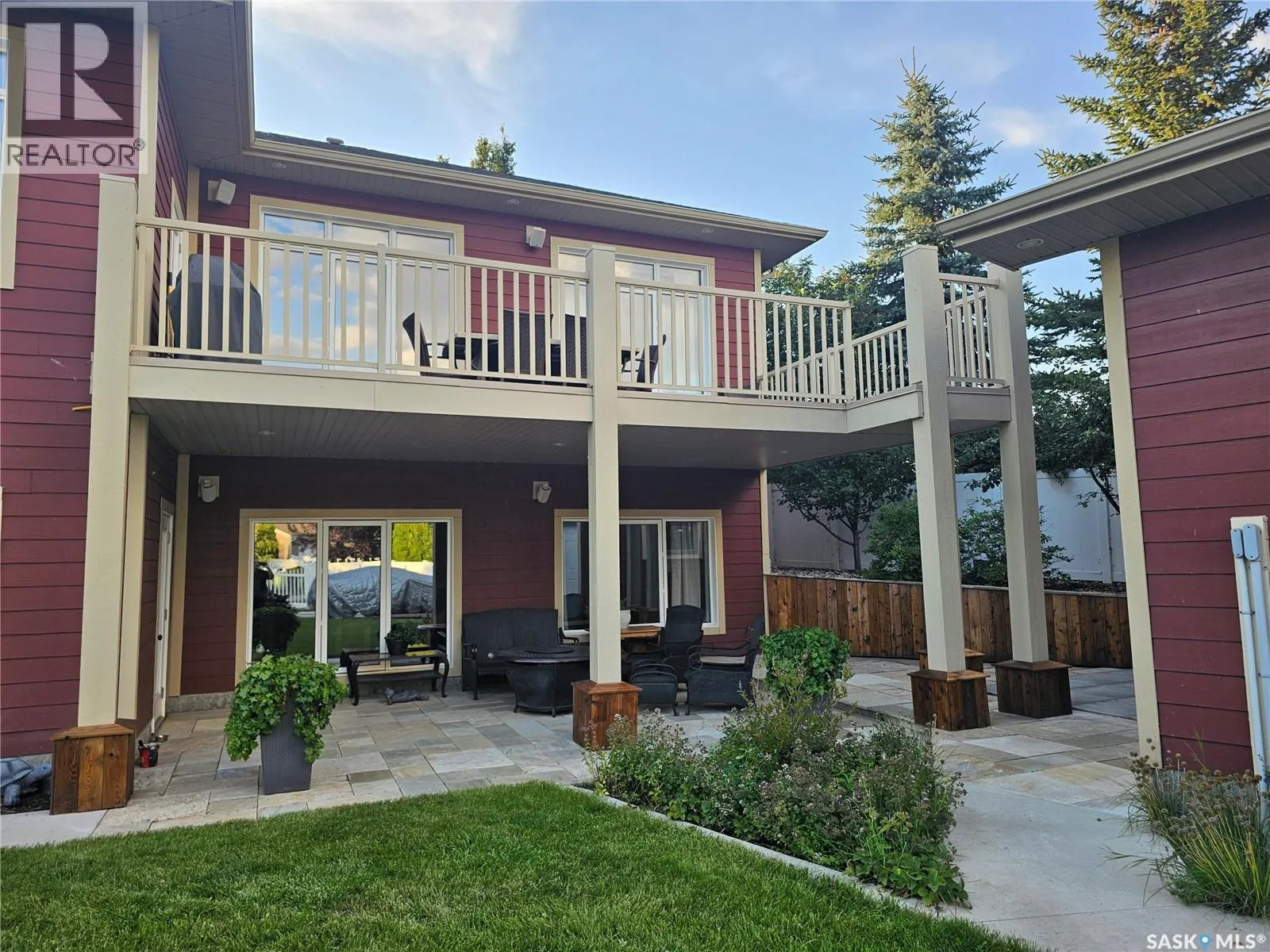 313 Lakeridge COURT