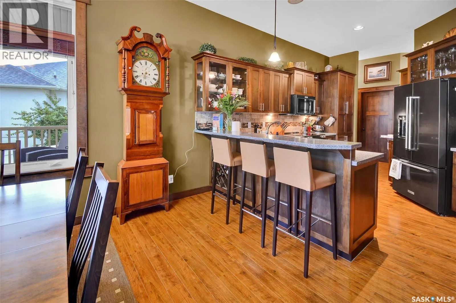 313 Lakeridge COURT