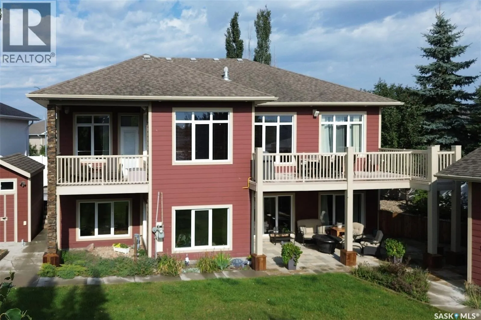 313 Lakeridge COURT