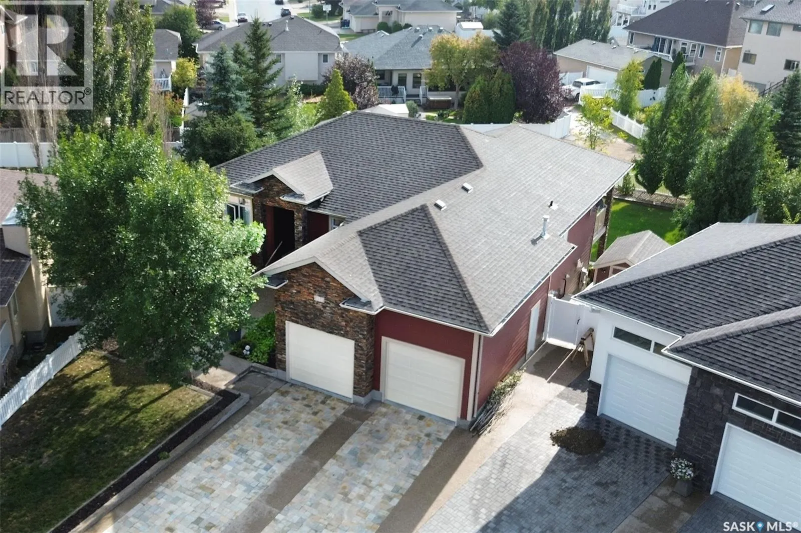 313 Lakeridge COURT