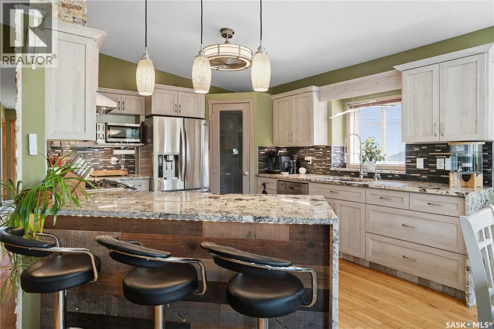 3246 Peyson BAY E