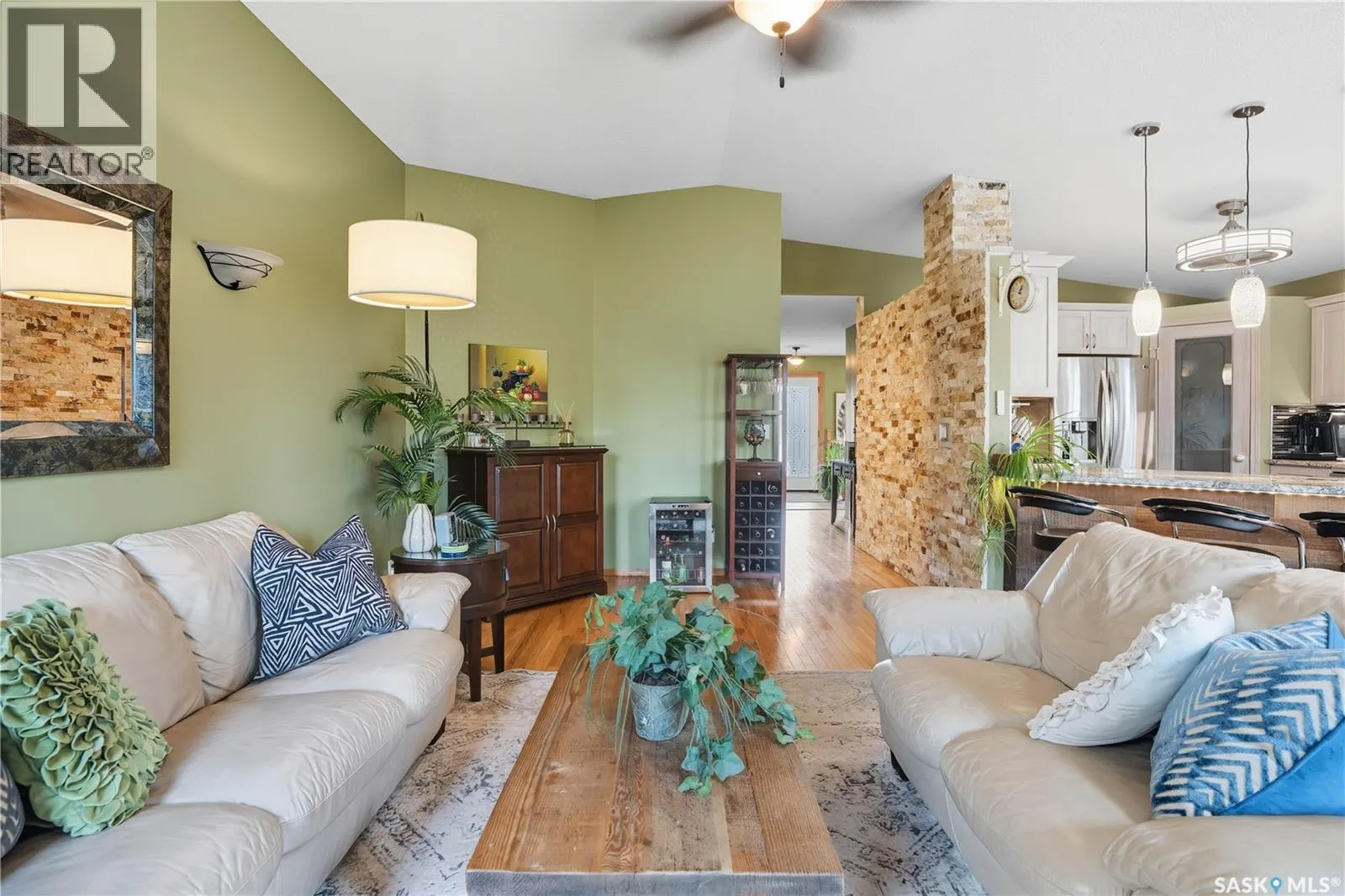3246 Peyson BAY E