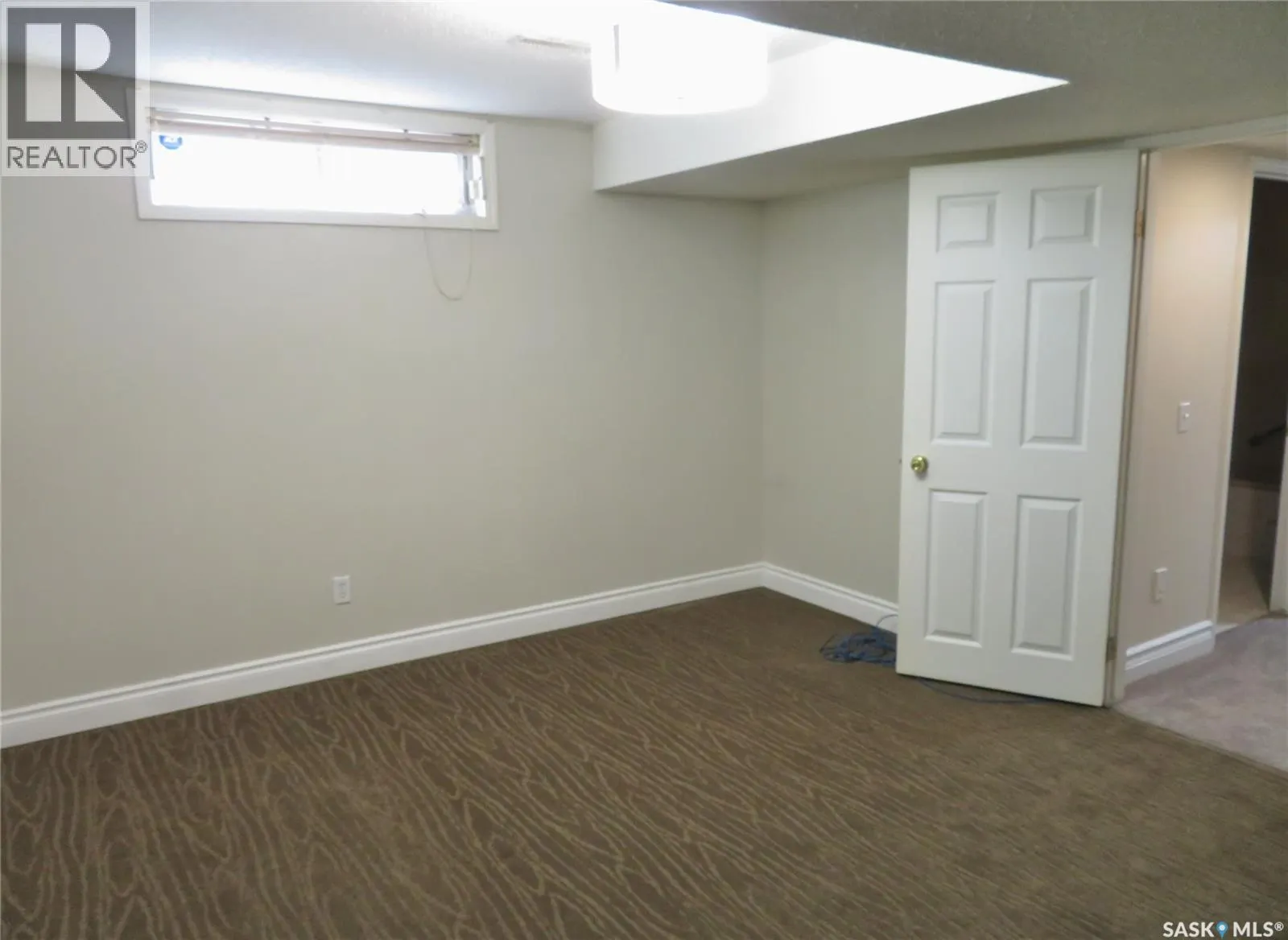 222 Keller CRESCENT