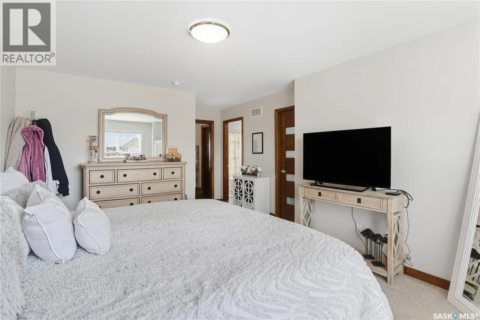 706 2012 Pohorecky CRESCENT