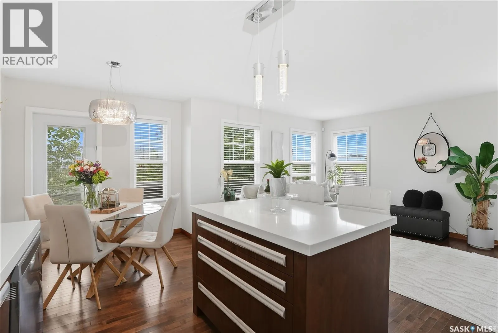 706 2012 Pohorecky CRESCENT