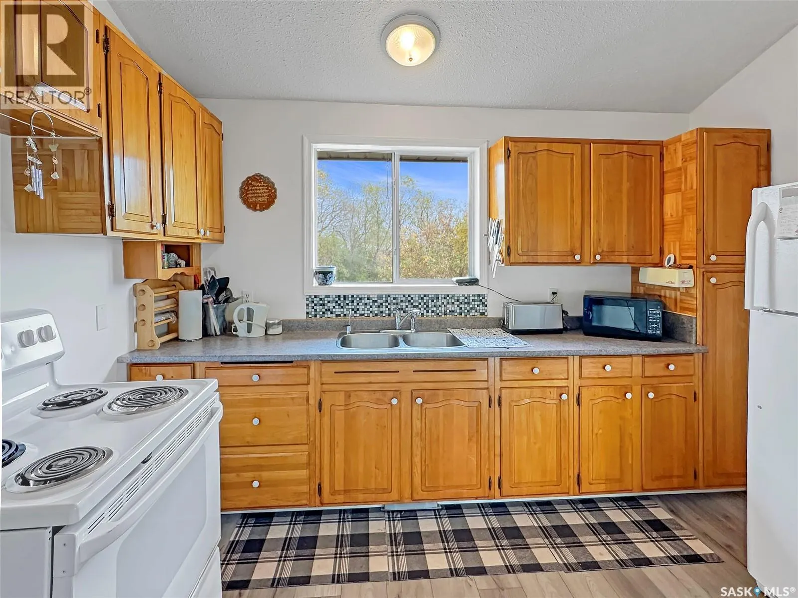 Balcarres Acreage
