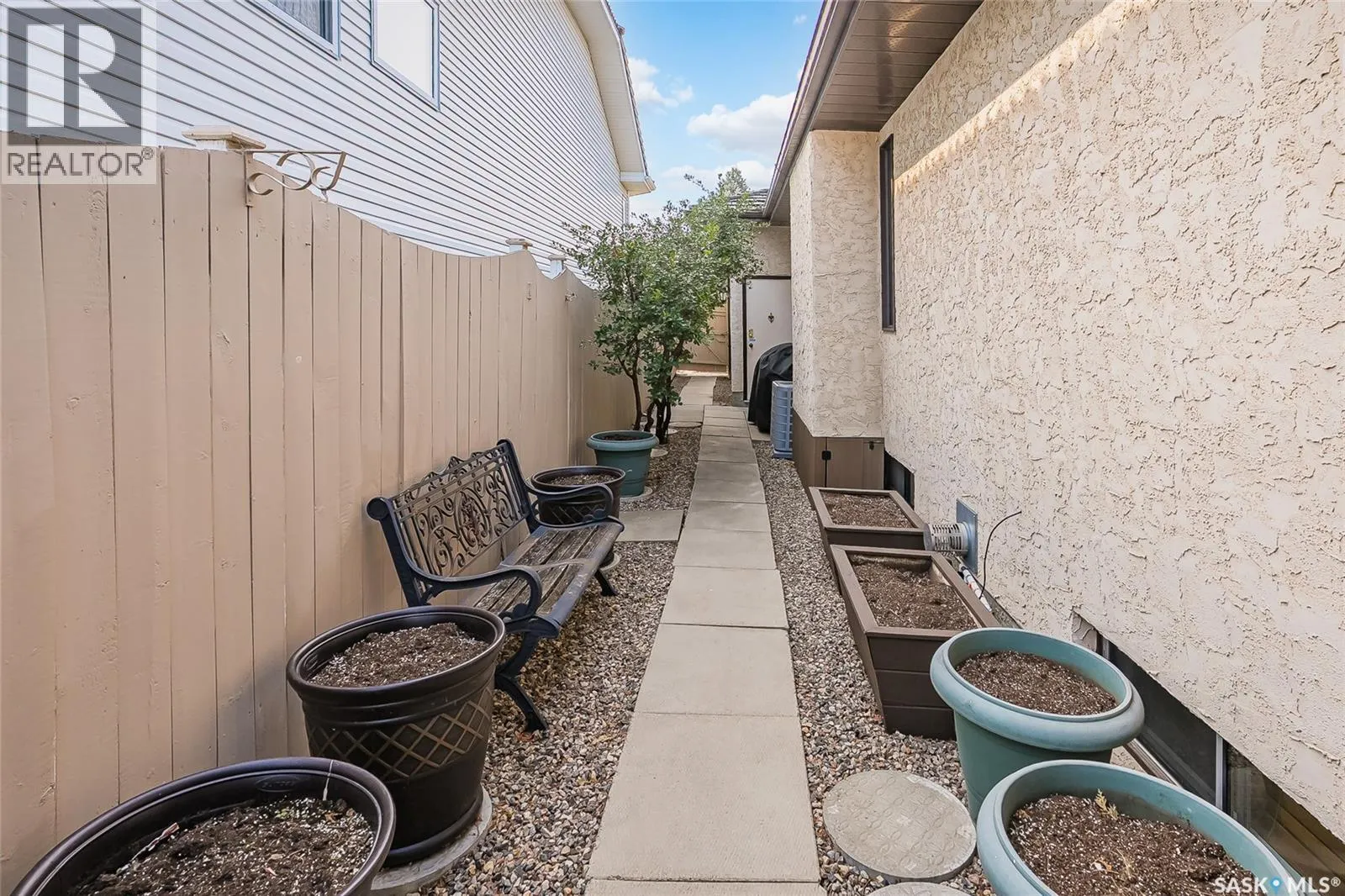 802 Braeside VIEW