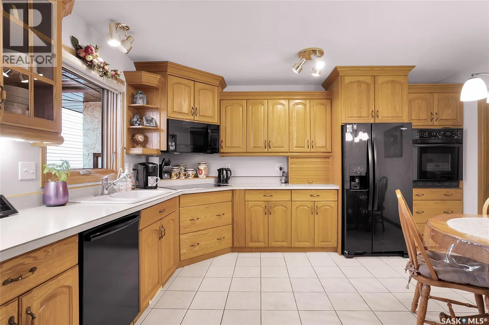 802 Braeside VIEW