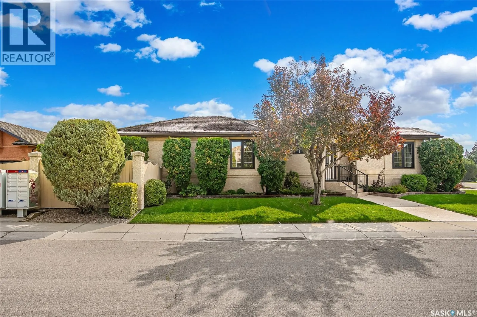 802 Braeside VIEW