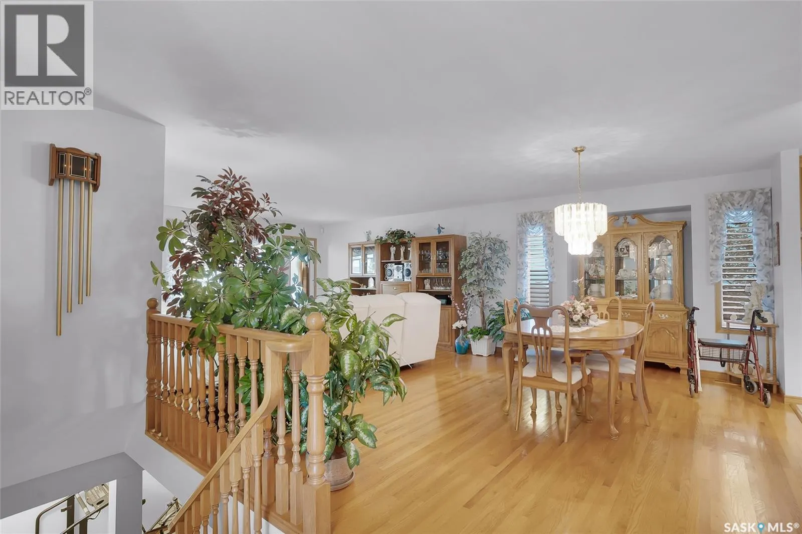802 Braeside VIEW