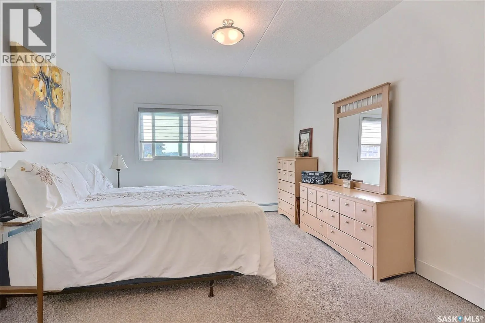 303 2641 Woodbridge DRIVE
