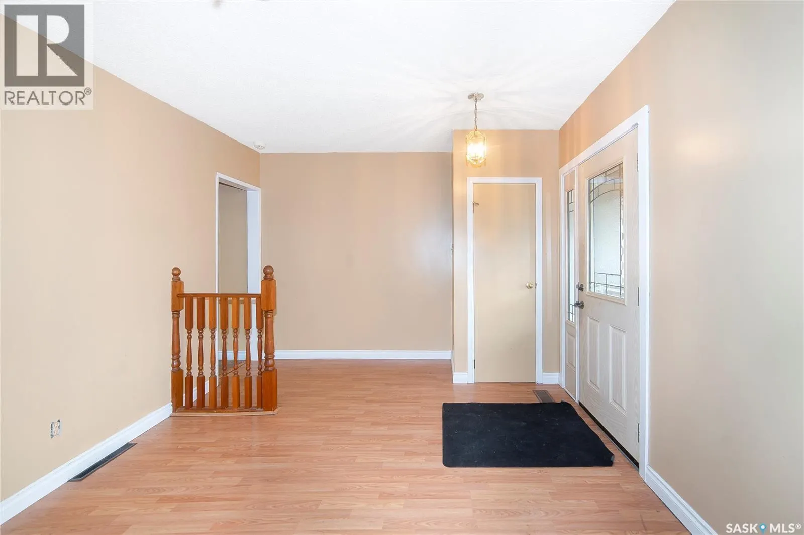 204 5th AVENUE
