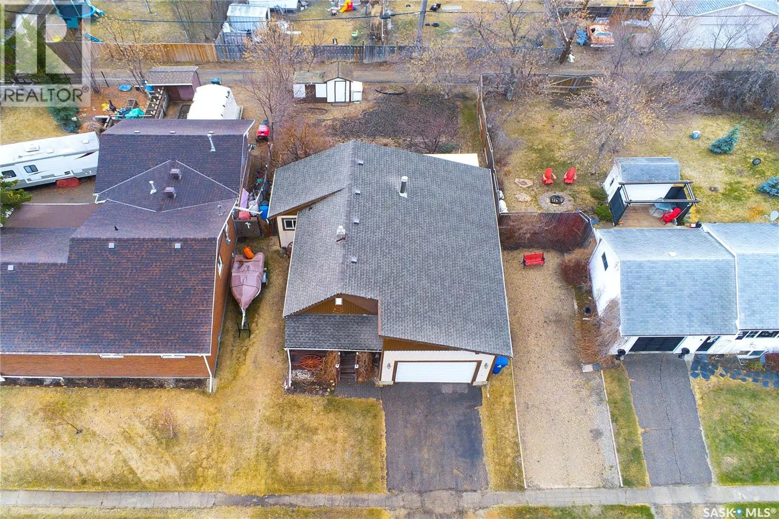 204 5th AVENUE