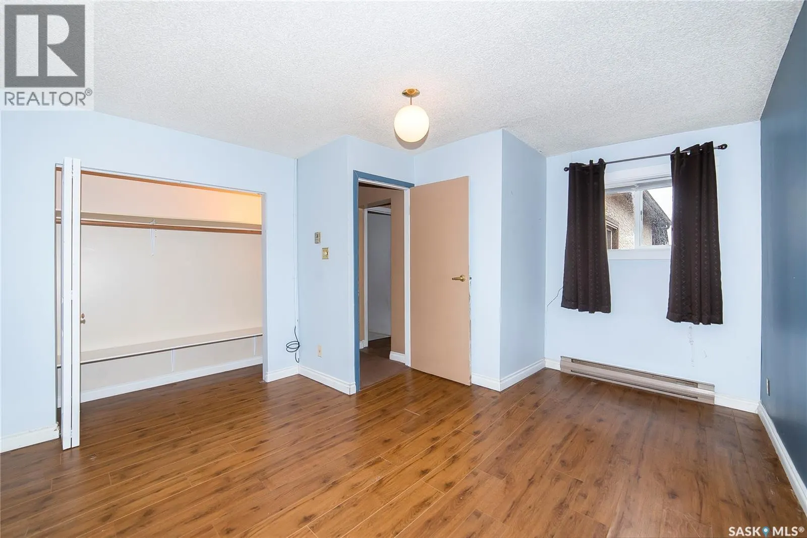 204 5th AVENUE