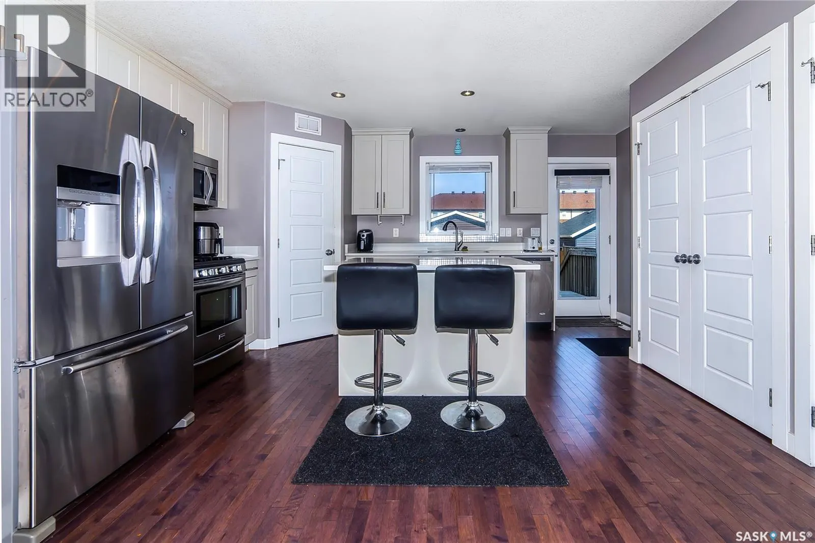314 Palliser WAY