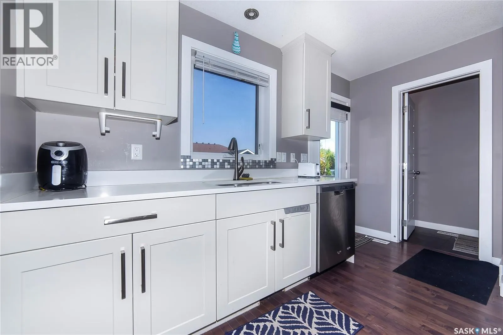314 Palliser WAY